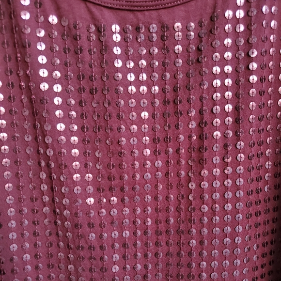 NY&CO Festive Dressy Maroon Wine Burgundy Shimmery Front Sequin Panel Tank Top - Picture 3 of 10